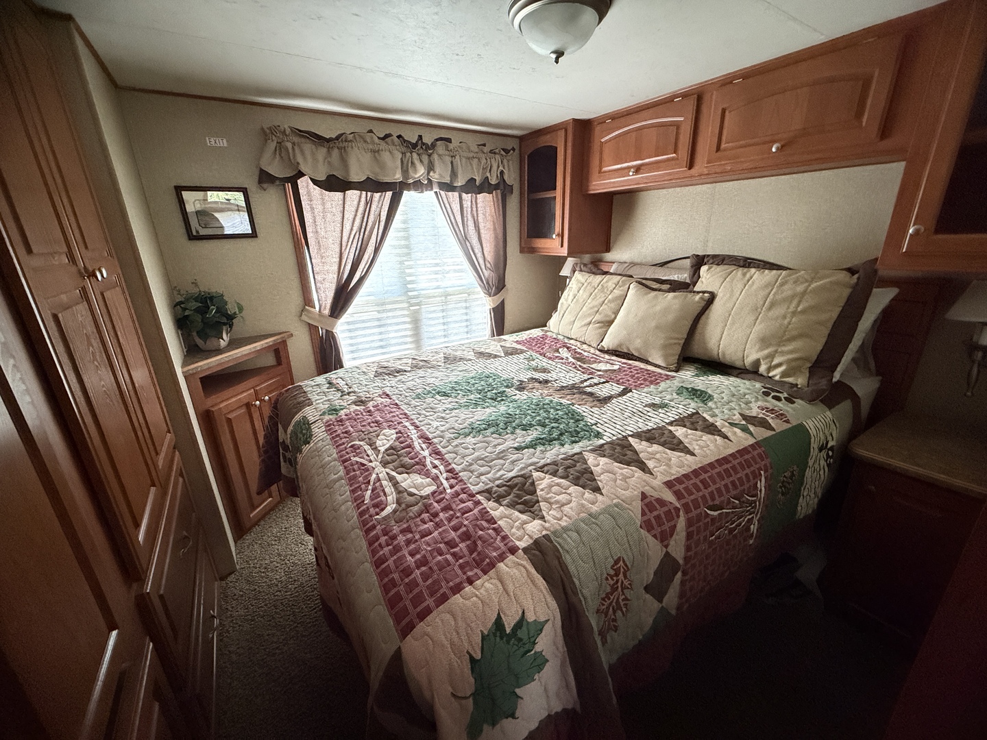 4-30 Woodhaven Lakes Property Photo 6