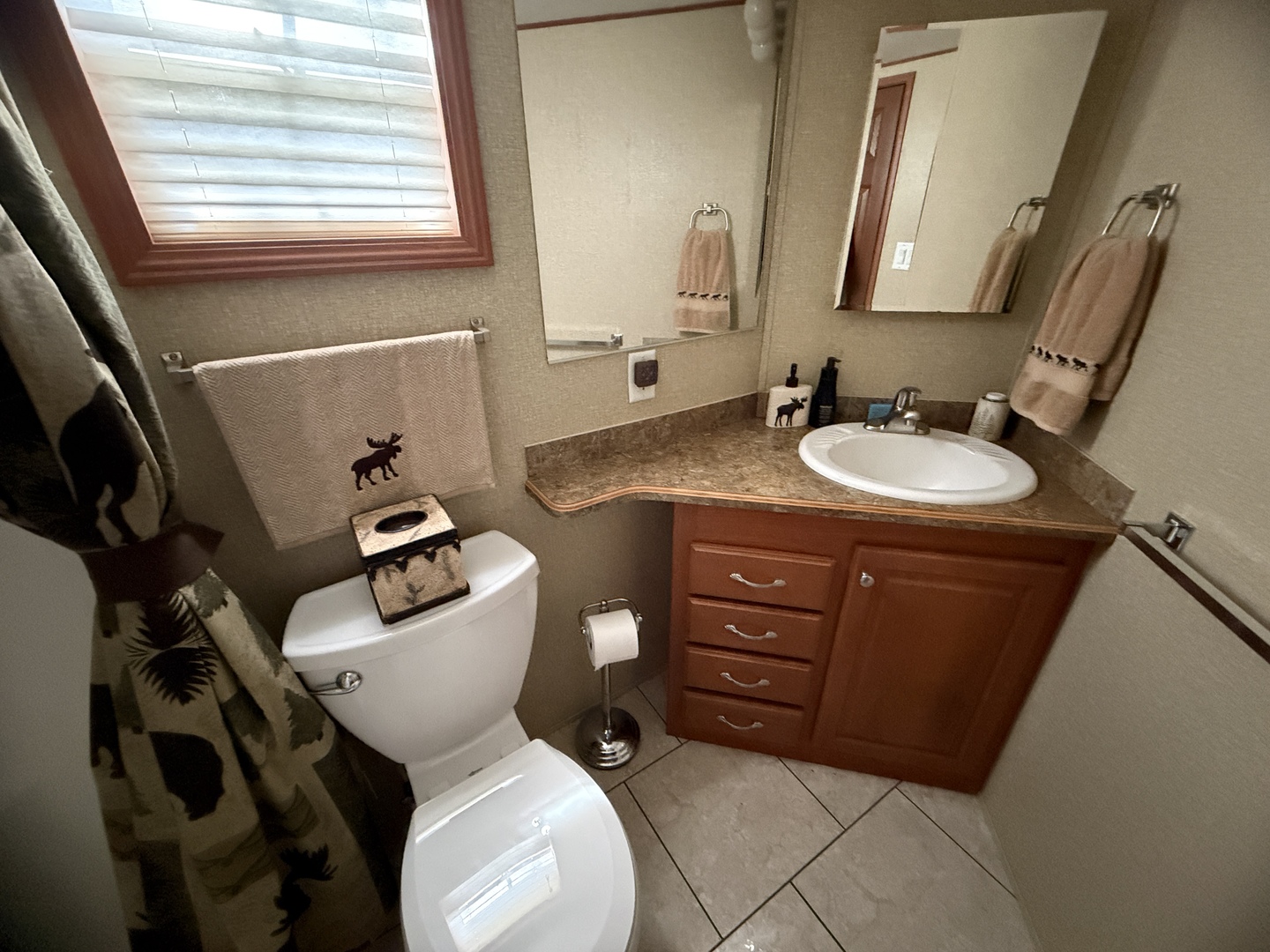 4-30 Woodhaven Lakes Property Photo 8