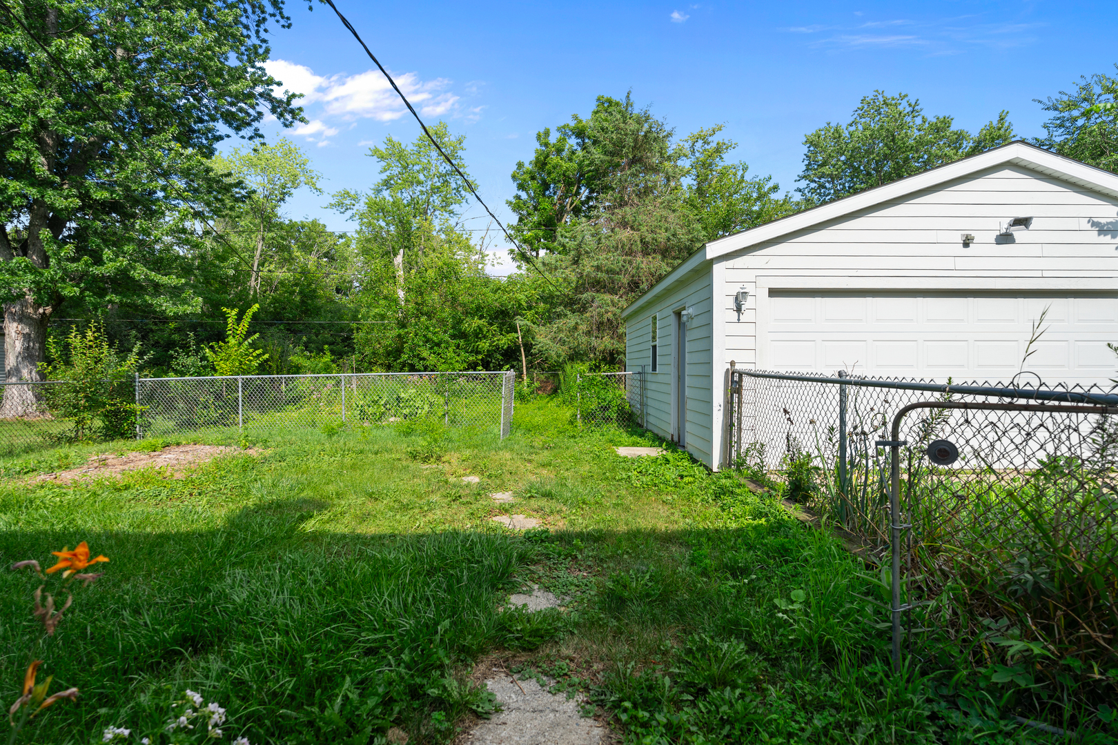 37187 N Piper Lane Property Photo 13