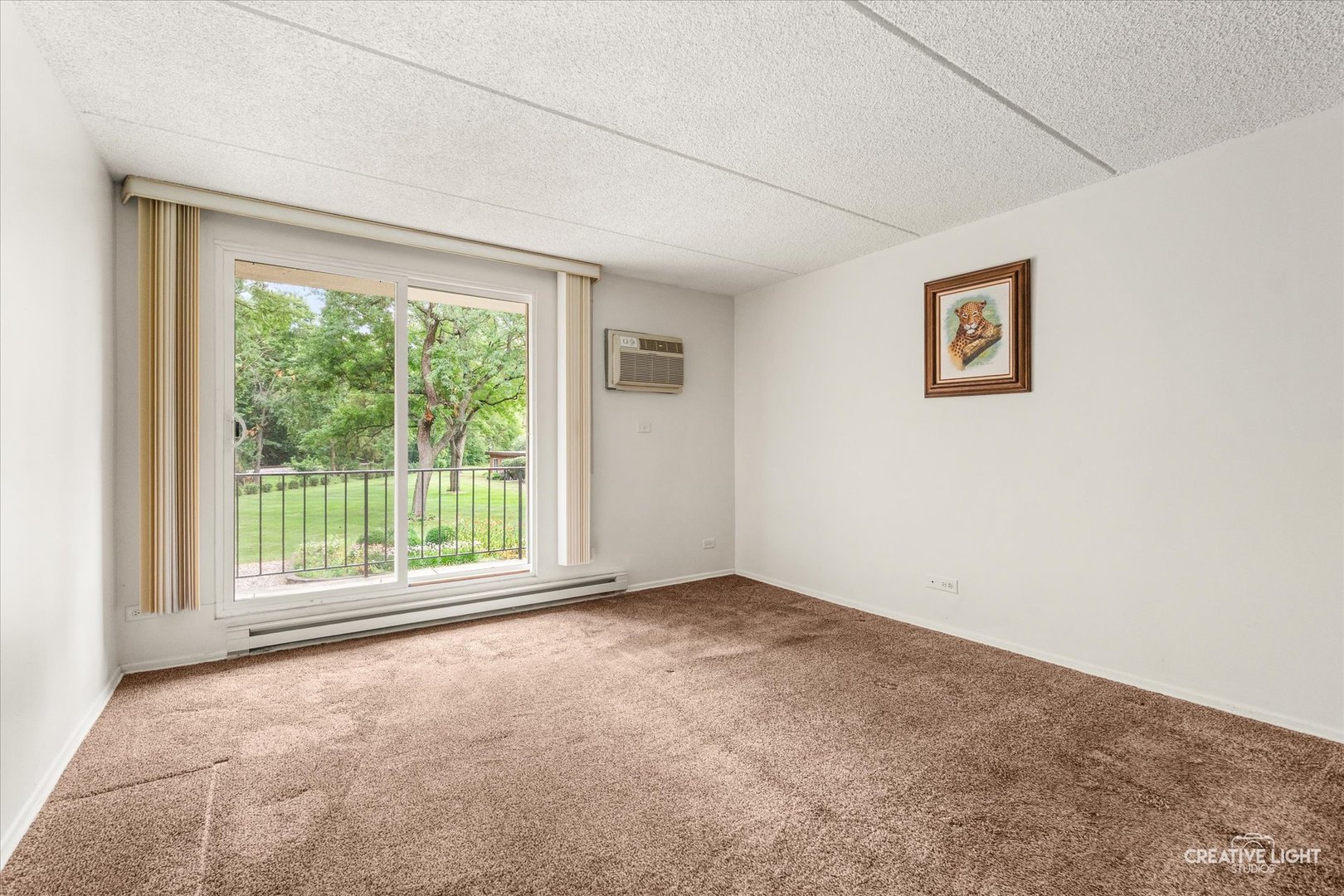 255 S West Avenue 208 Property Photo 6