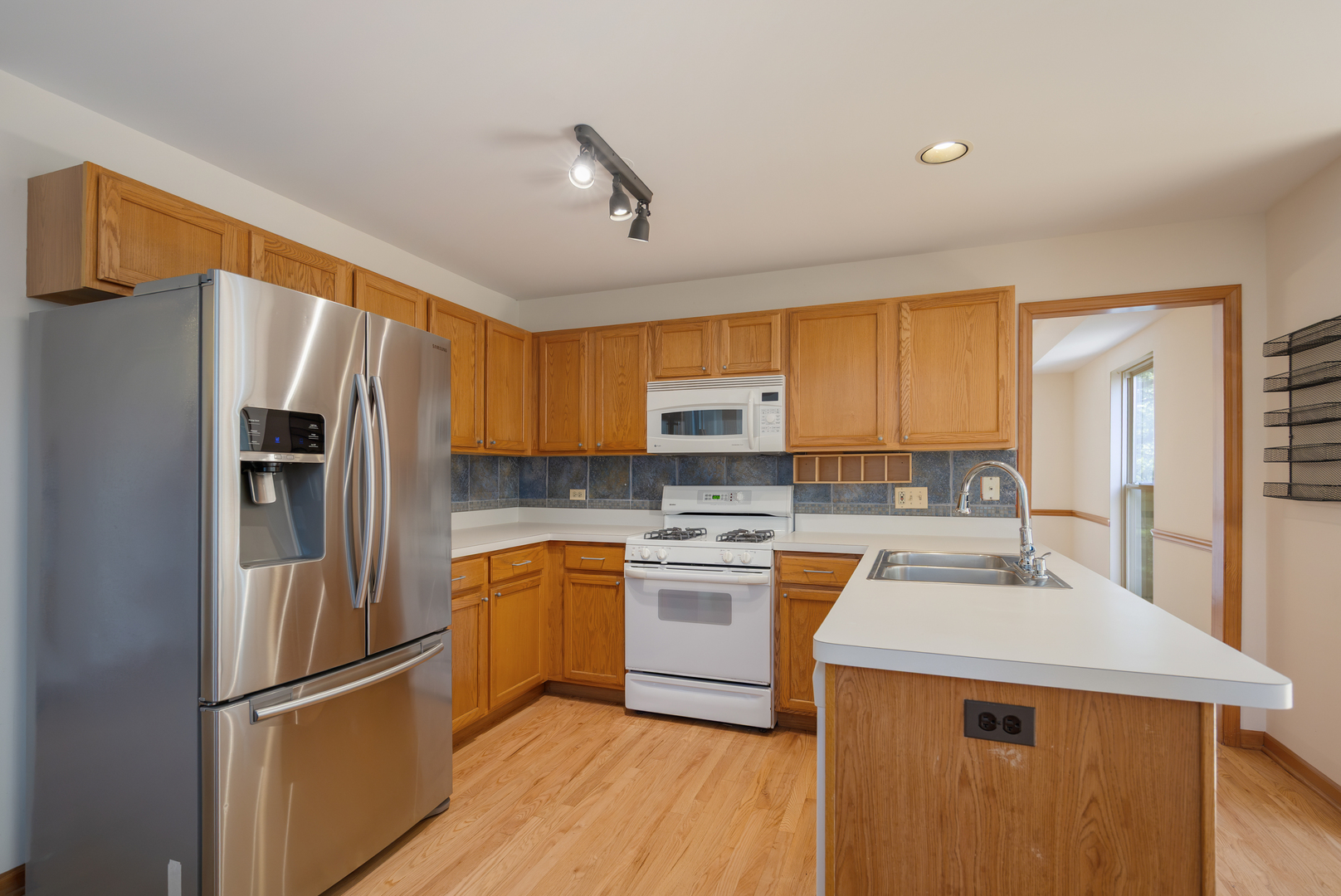 2519 Crestview Drive Property Photo 8