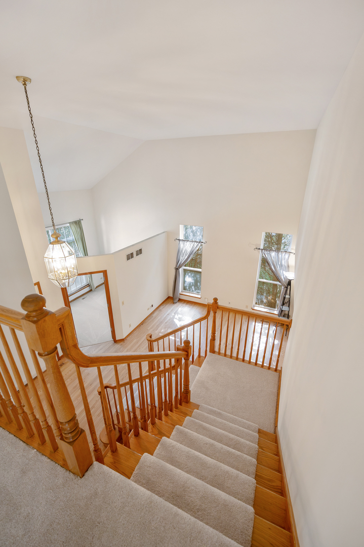 2519 Crestview Drive Property Photo 15
