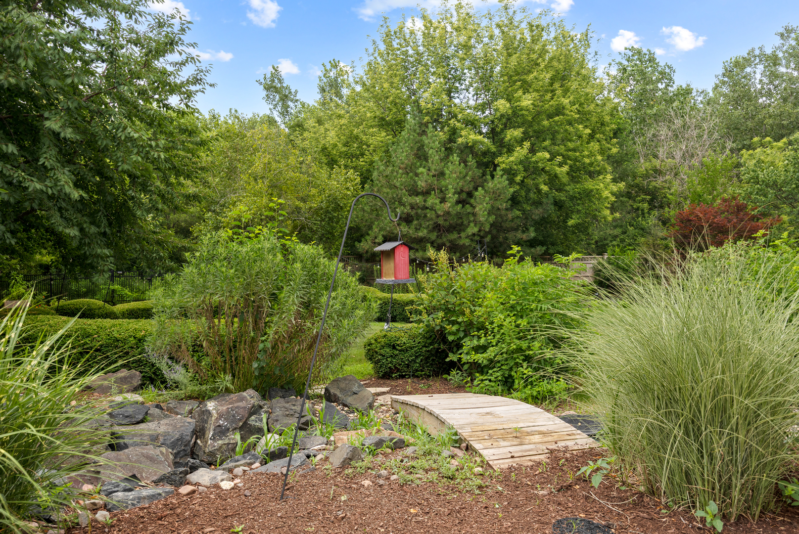 2519 Crestview Drive Property Photo 33