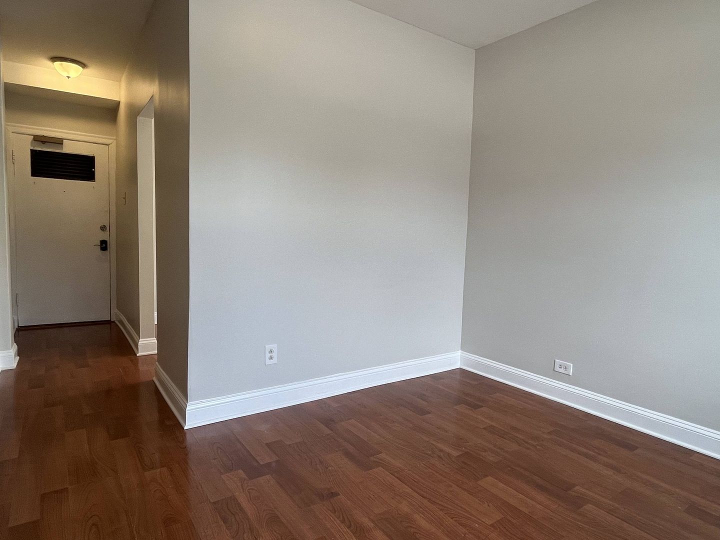 5135 S Kenwood Avenue 507 Property Photo 4