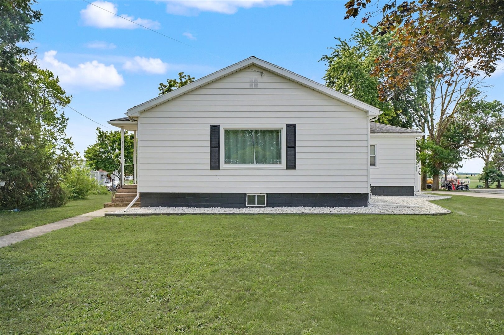 12712816 Property Photo 1