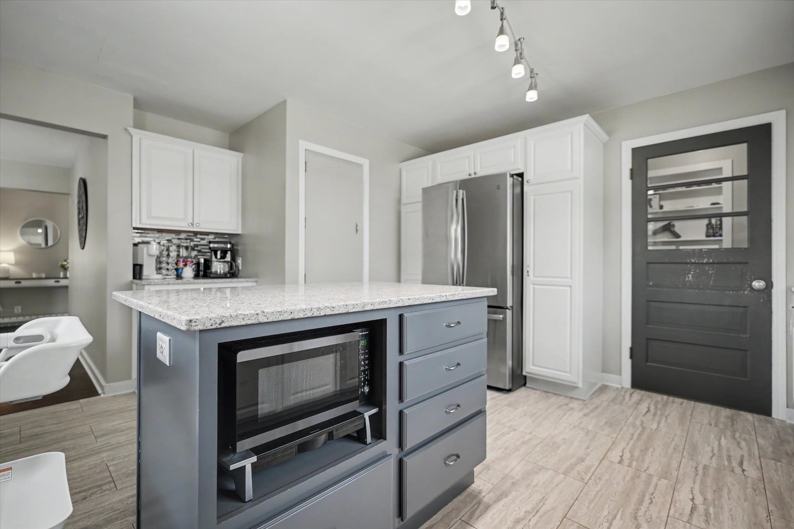 12712816 Property Photo 18
