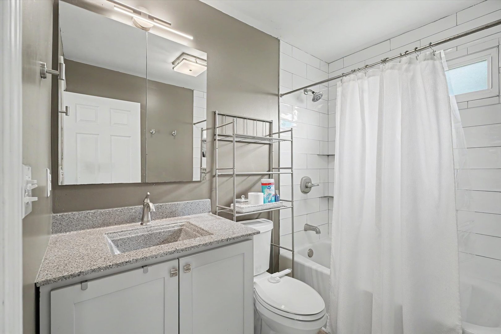 12712816 Property Photo 25
