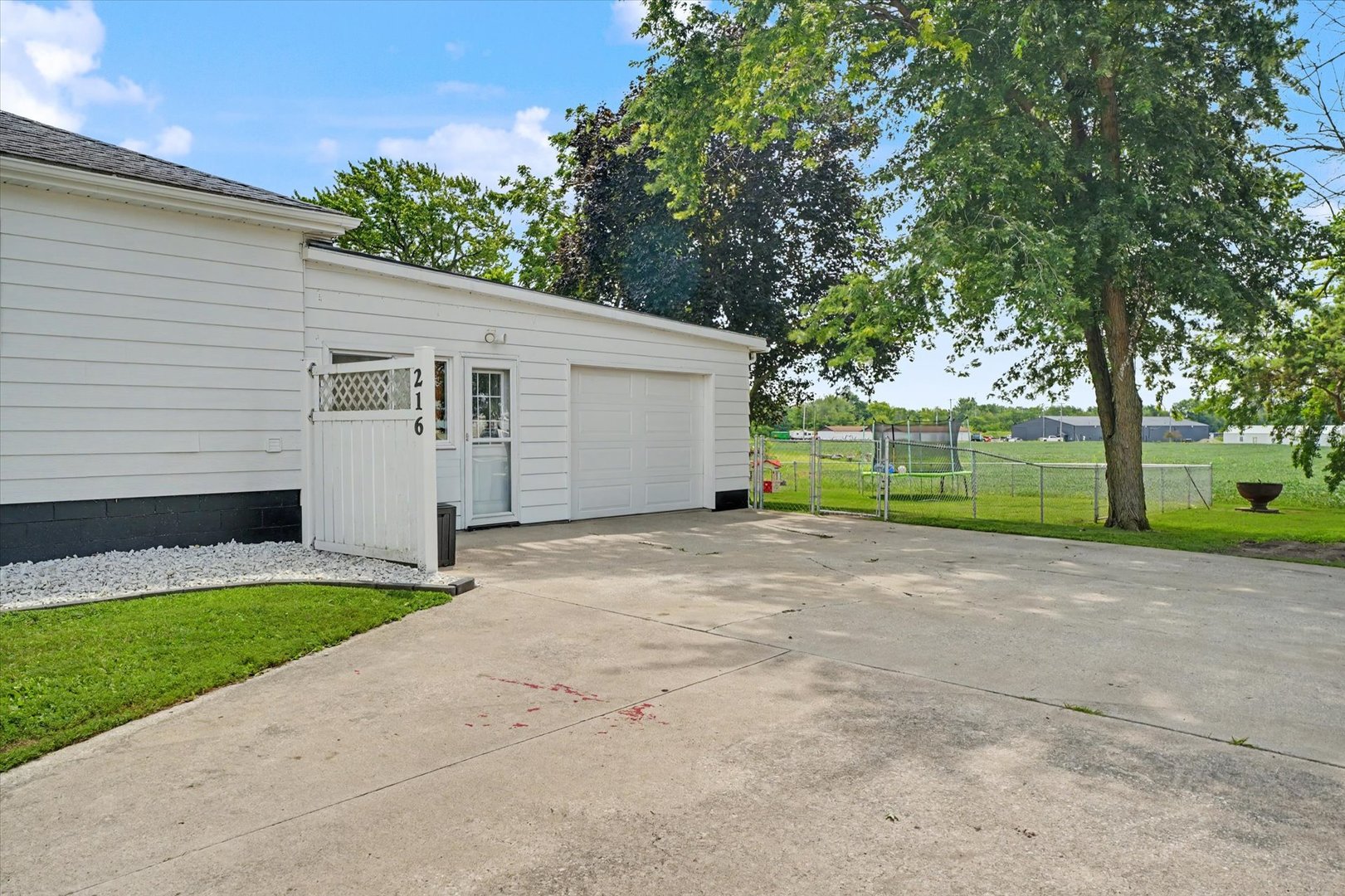 12712816 Property Photo 29