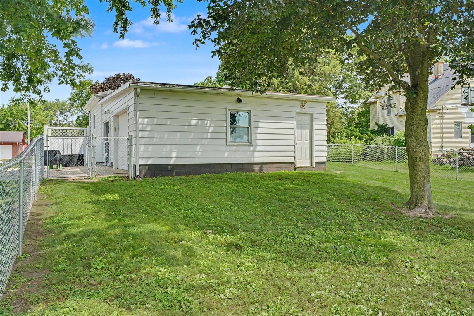 12712816 Property Photo 30