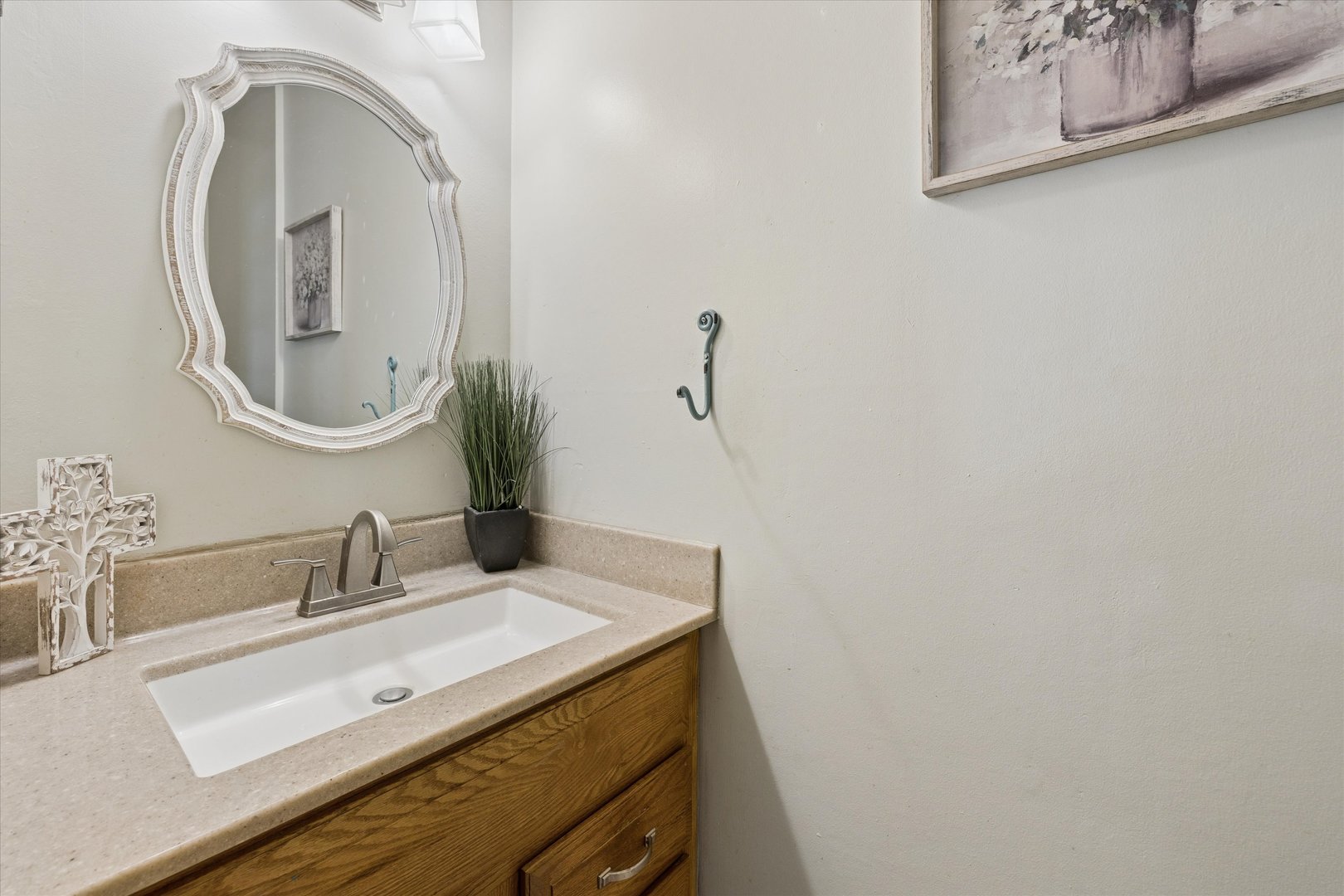 825 Brookview Drive Property Photo 19