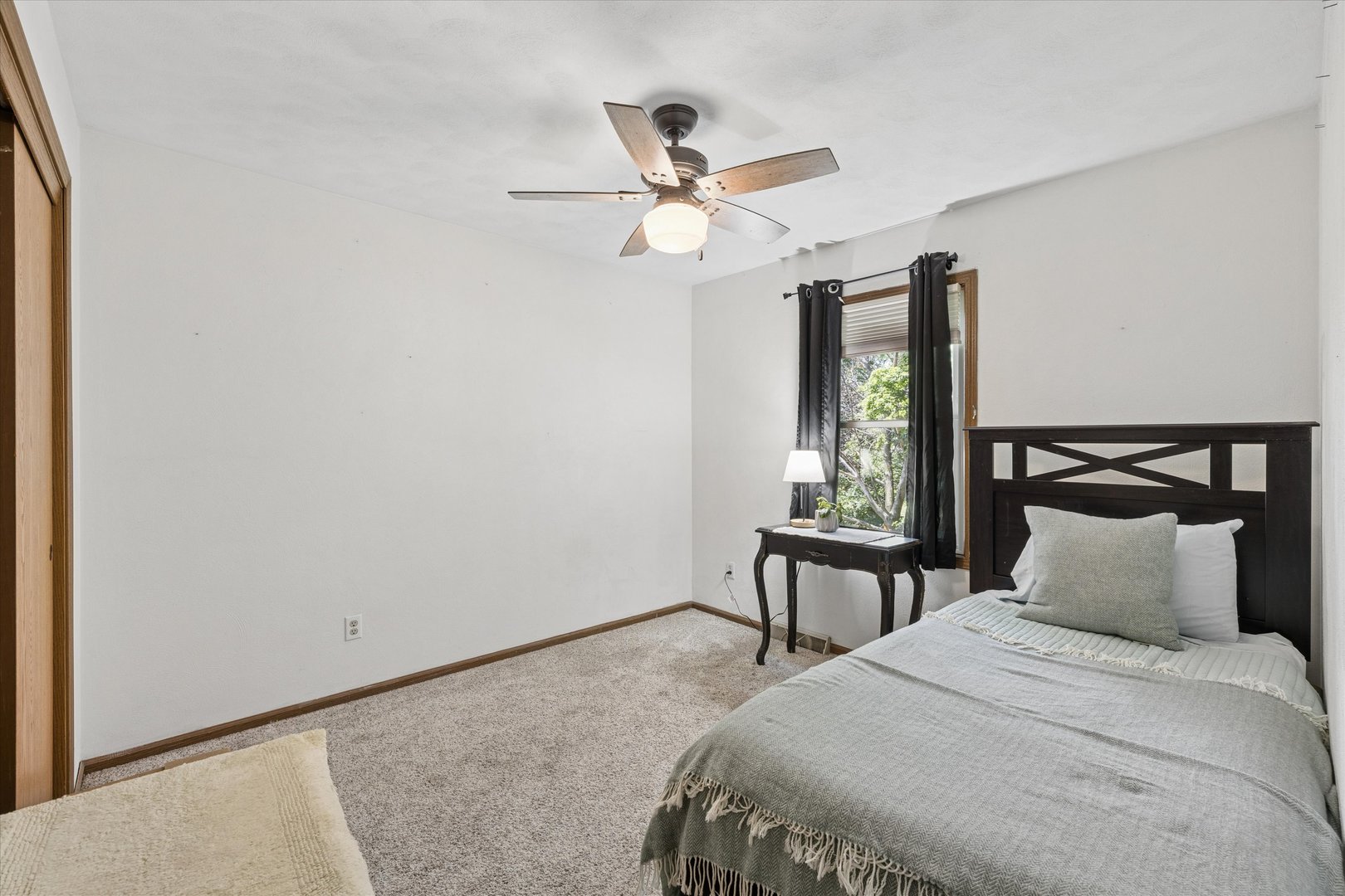825 Brookview Drive Property Photo 23
