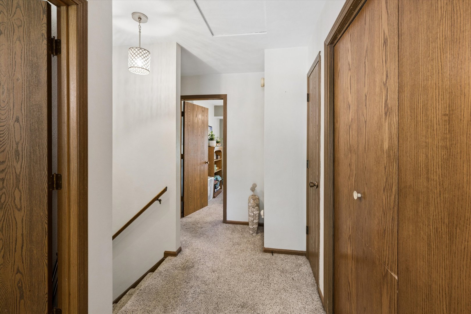 825 Brookview Drive Property Photo 24
