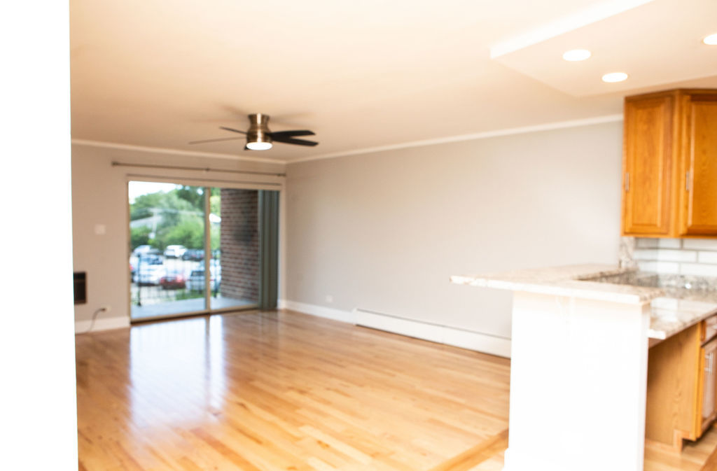 16 E Old Willow Road 206-s Property Photo 26