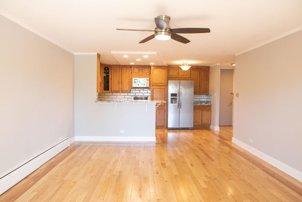 16 E Old Willow Road 206-s Property Photo 27