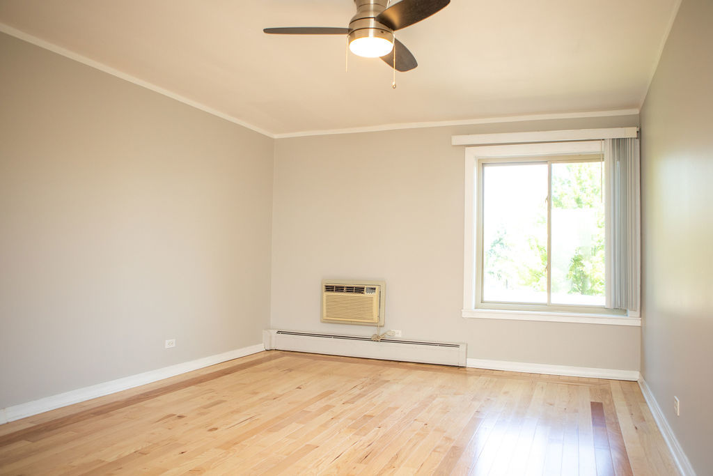 16 E Old Willow Road 206-s Property Photo 48