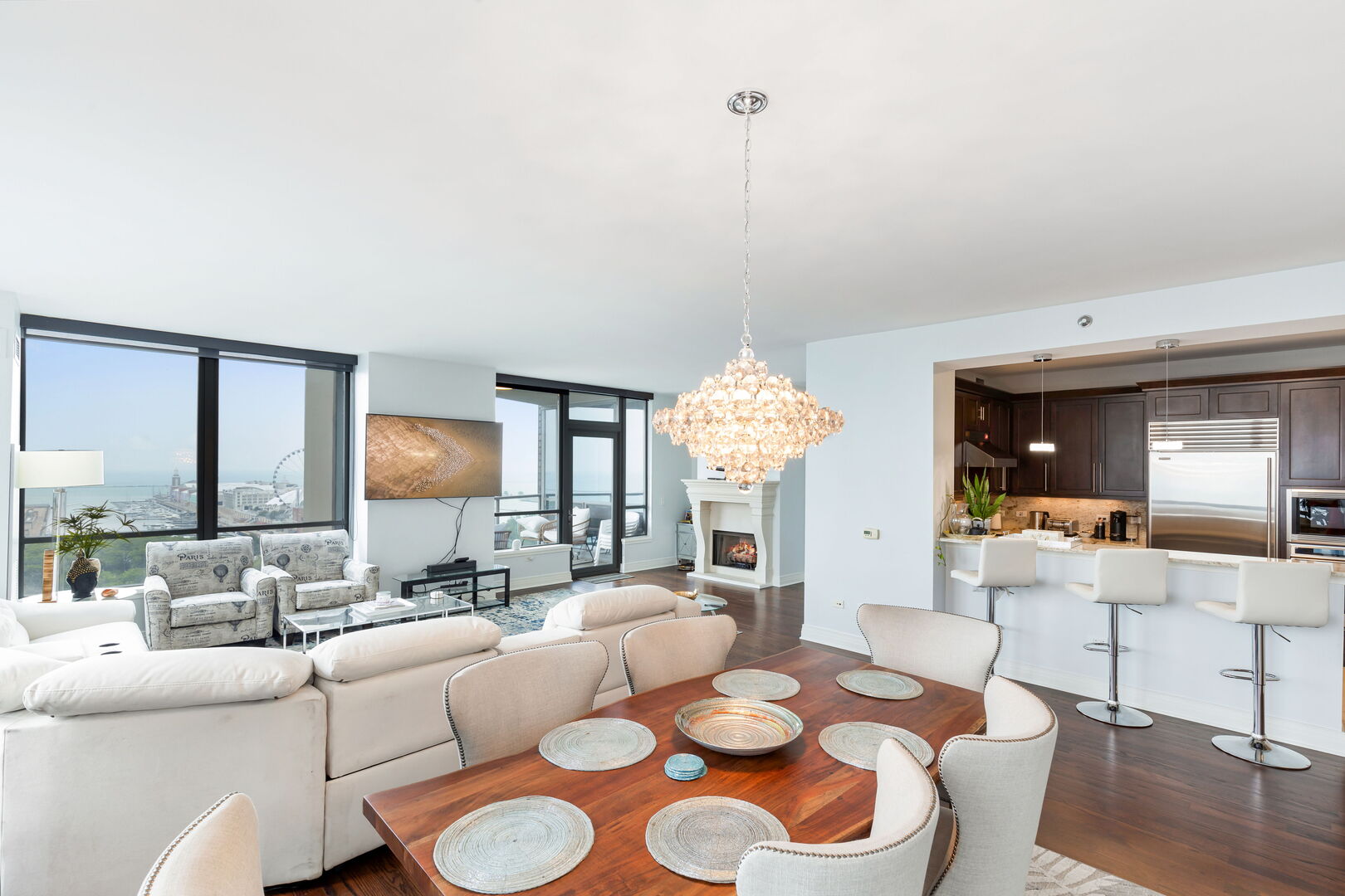 600 N Lake Shore Drive 1411 Property Photo 5