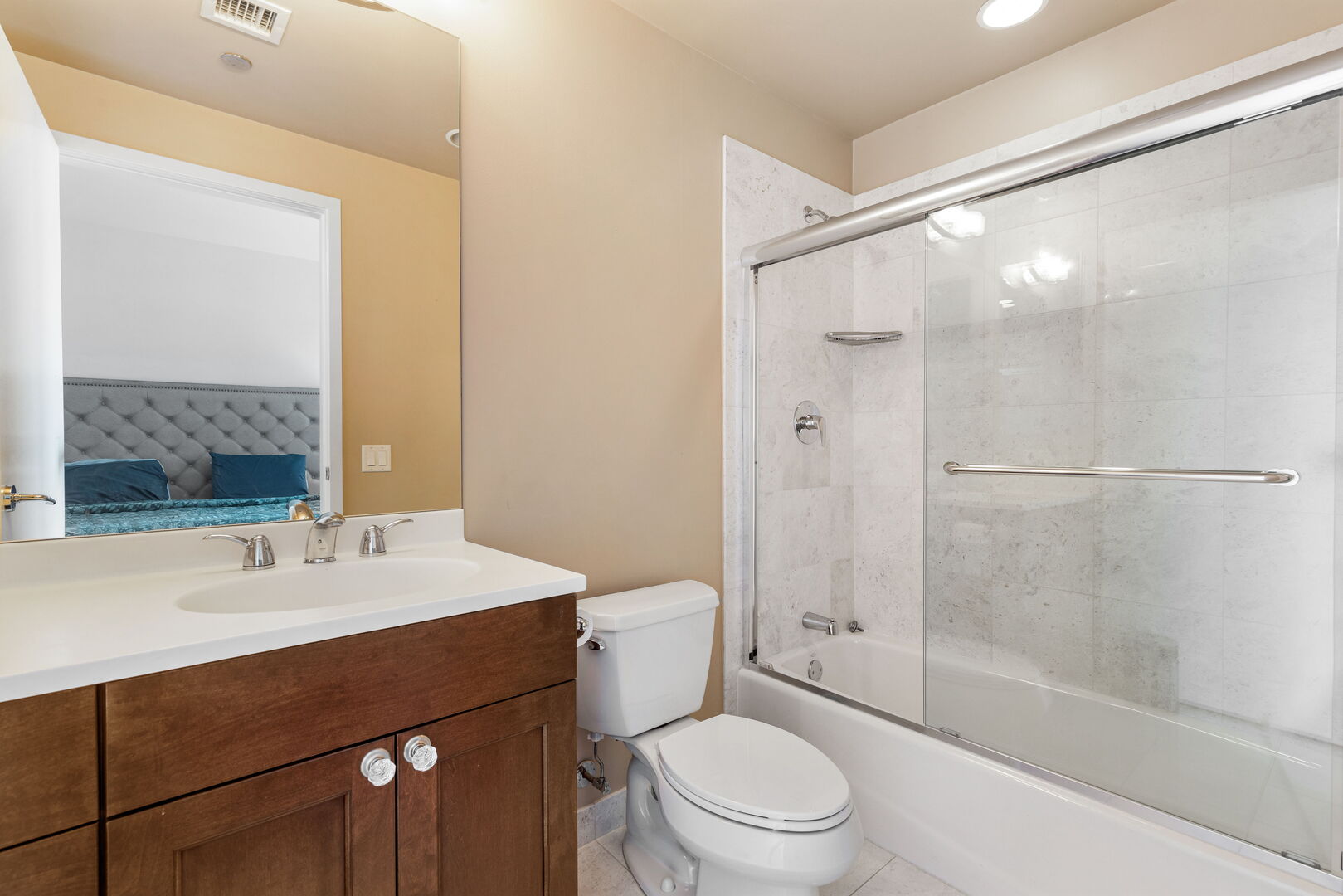 600 N Lake Shore Drive 1411 Property Photo 22