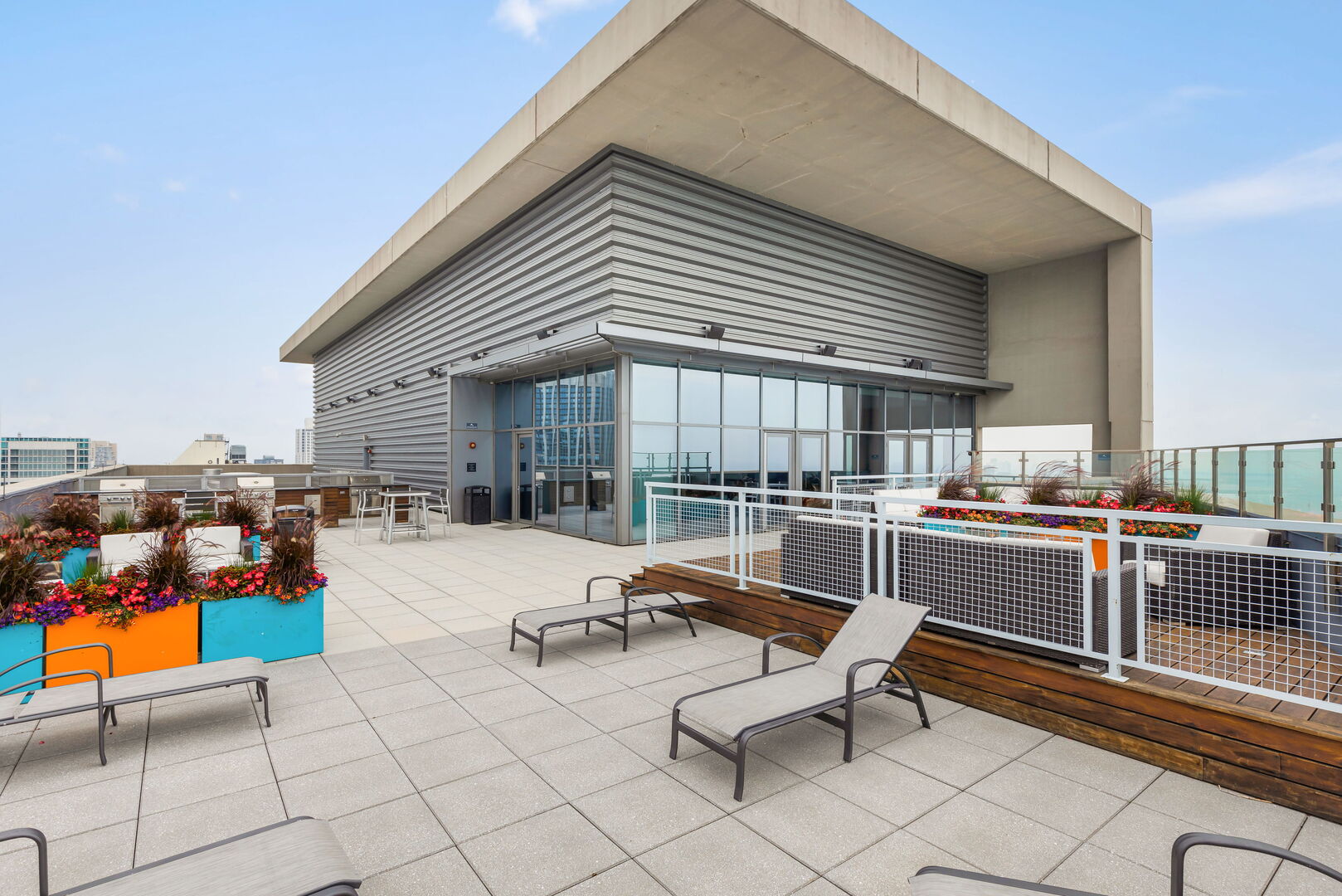 600 N Lake Shore Drive 1411 Property Photo 23