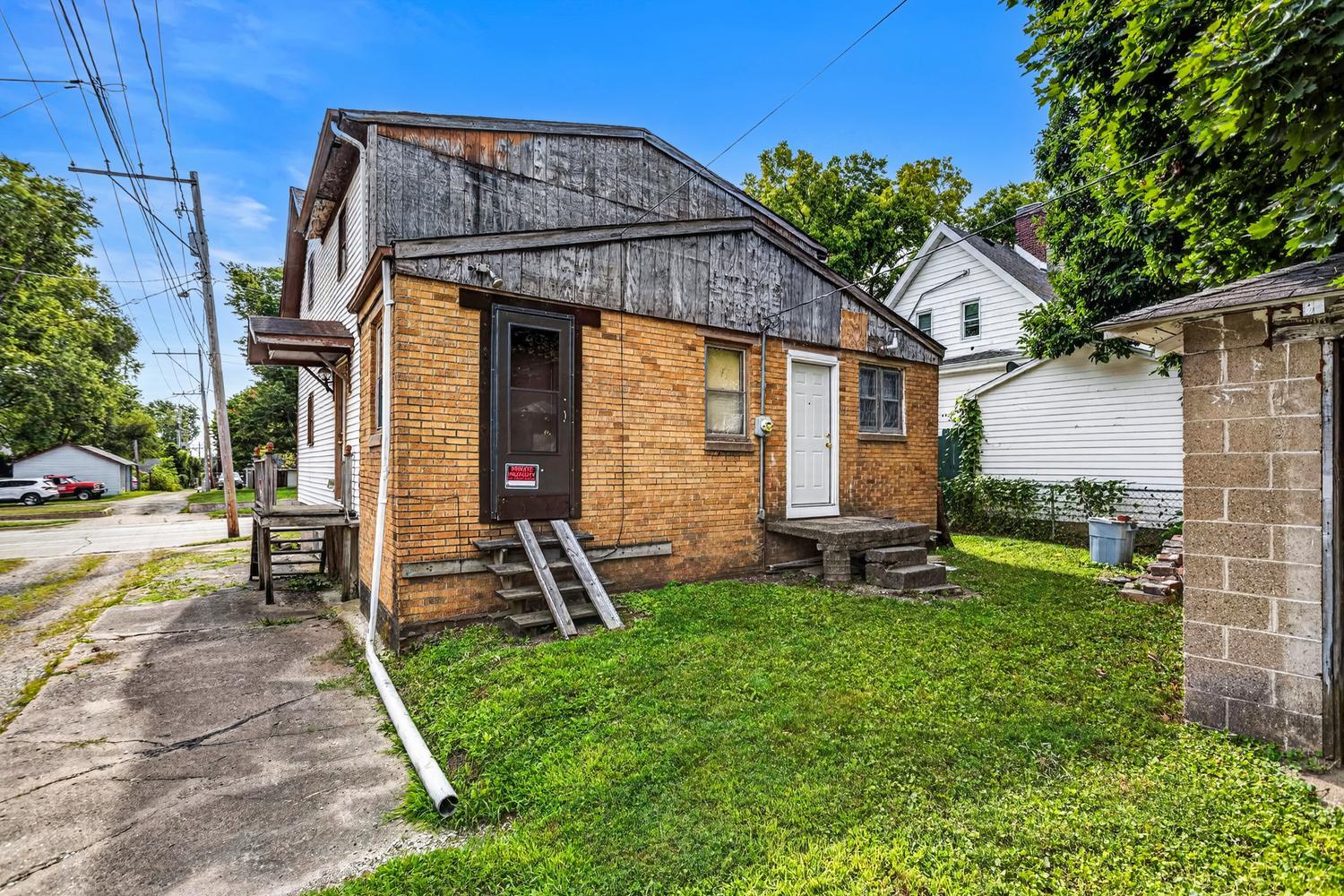 603 N State Street Property Photo 5