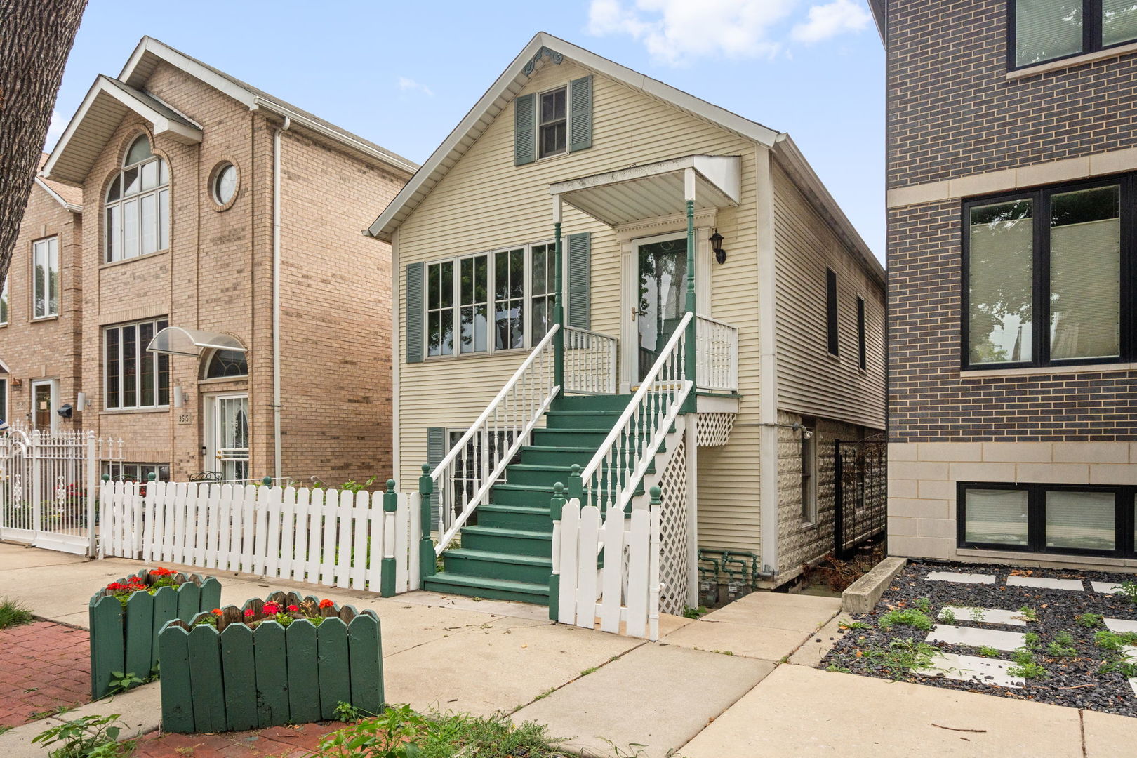 3517 S Lowe Avenue Property Photo 1