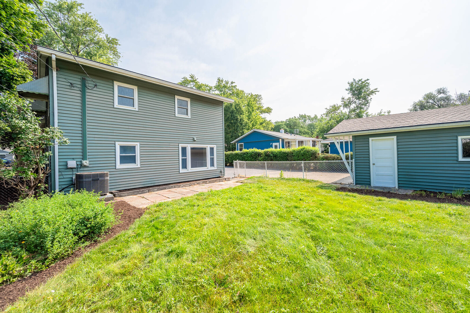 2203 Kirchoff Road Property Photo 14