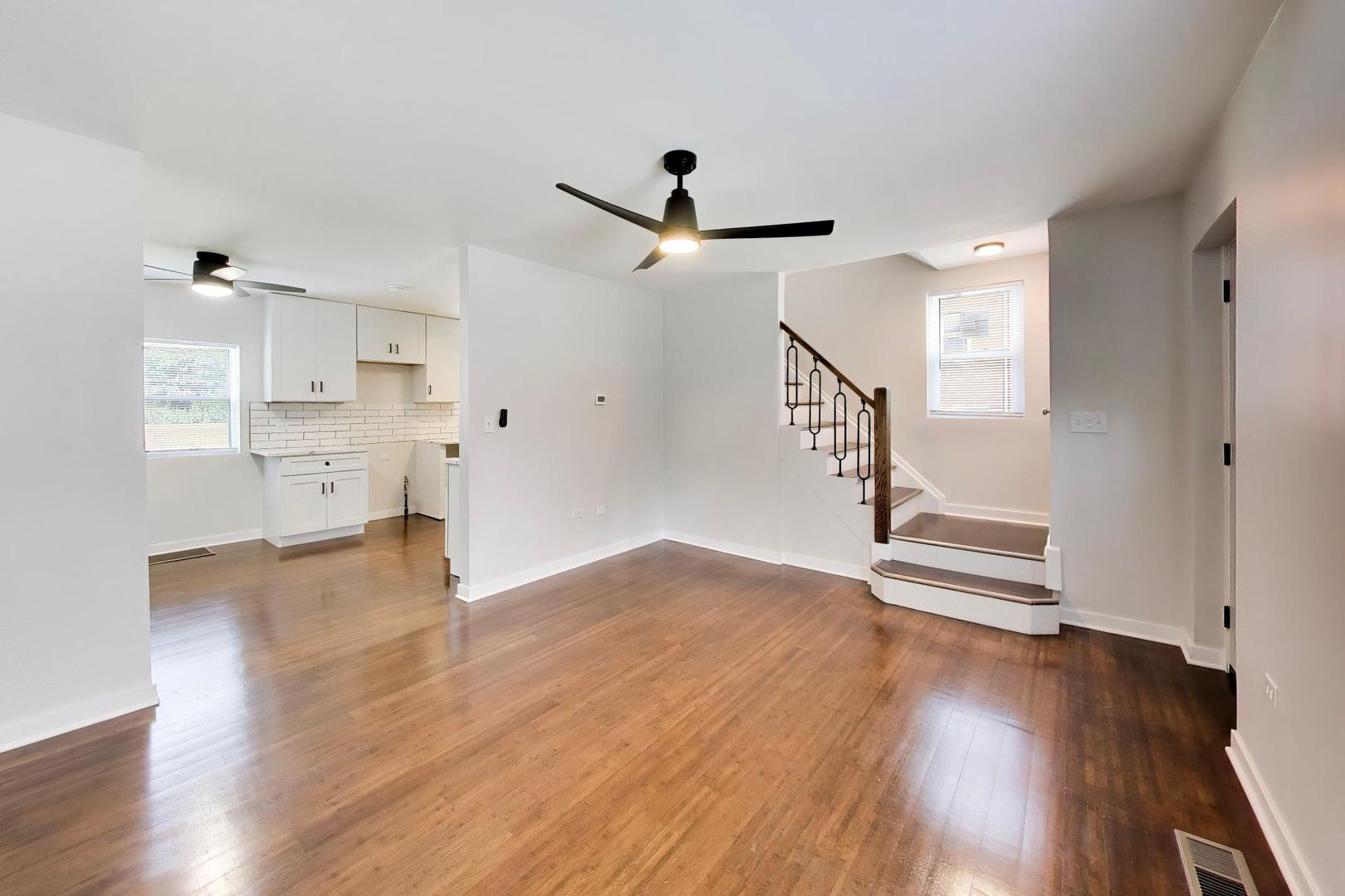 2504 E 96th Street Property Photo 5