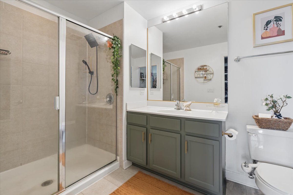 1841 S Calumet Avenue 609 Property Photo 15