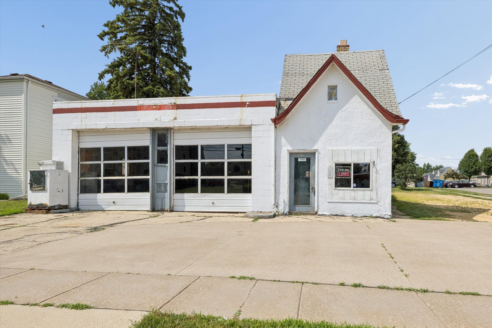 402 11th Street Property Photo 1