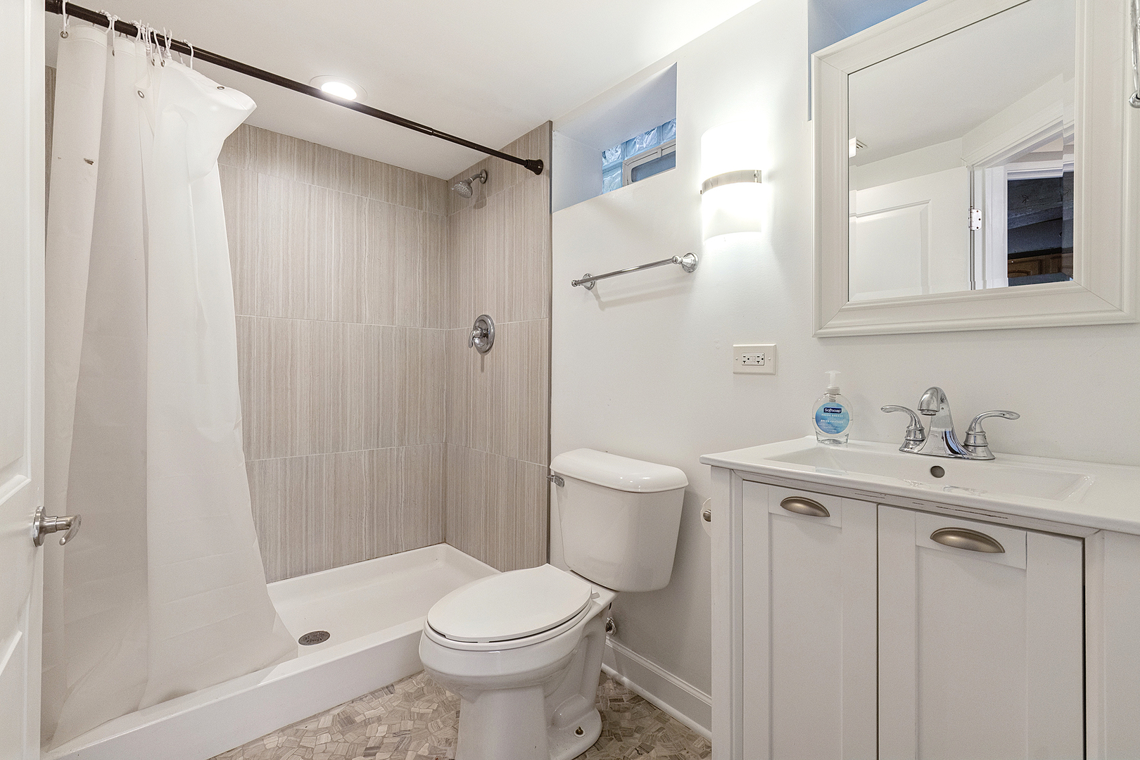 2229 Macdonald Lane Property Photo 31