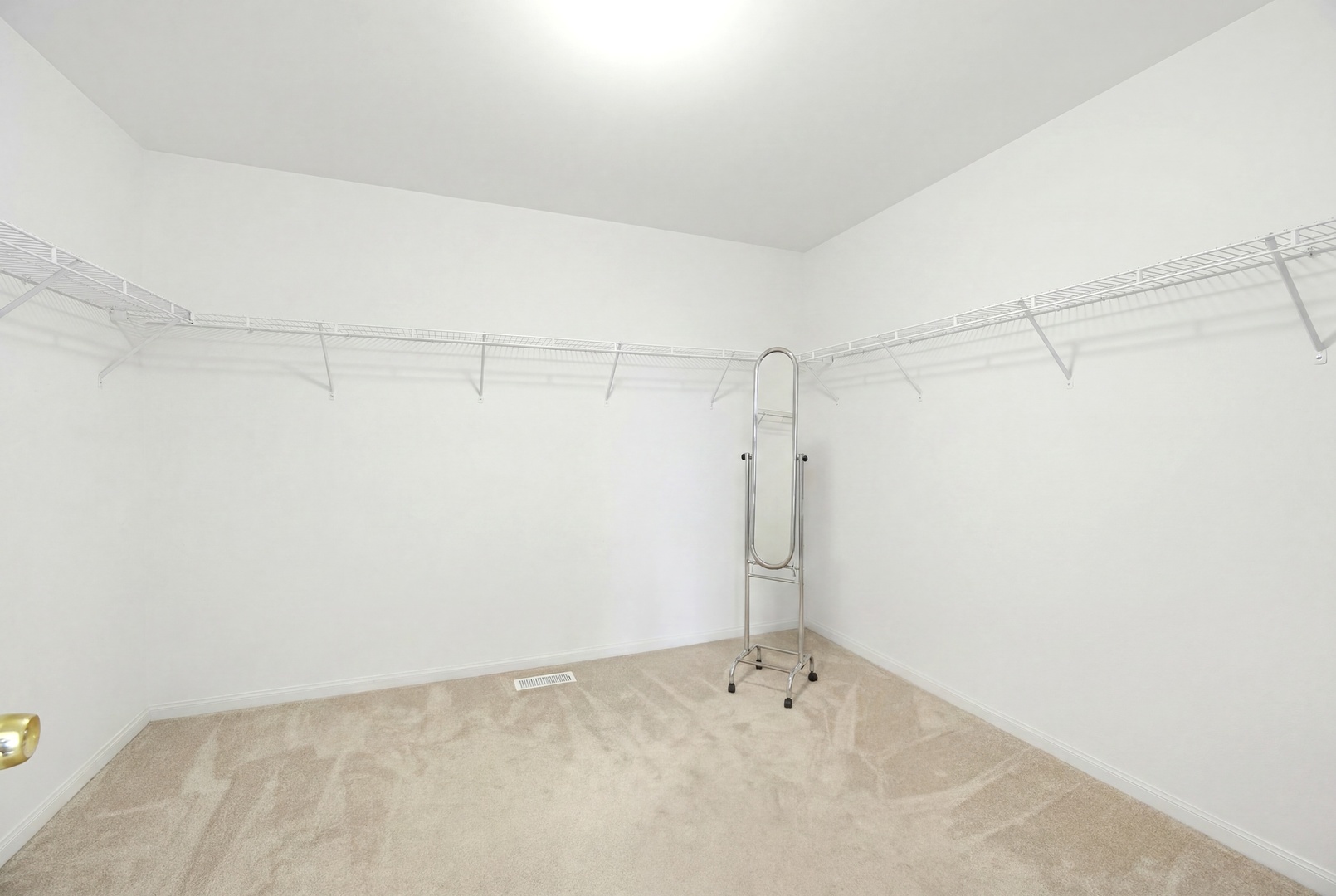 2905 Plumrose Lane Property Photo 18