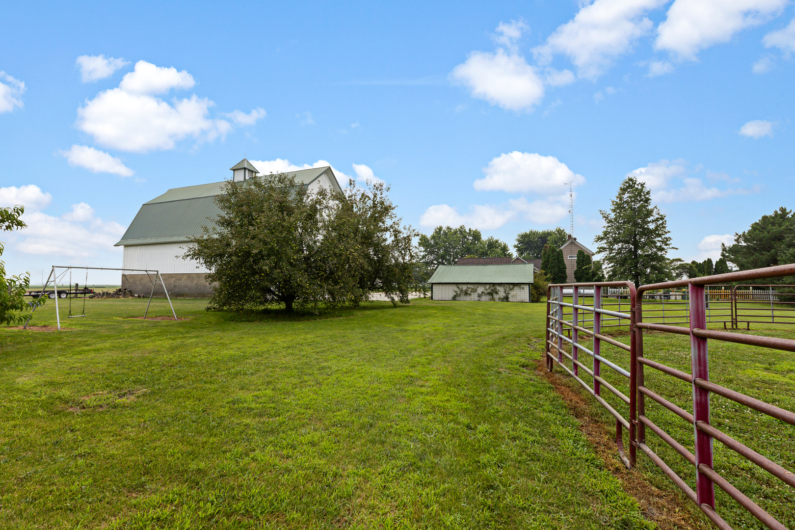 1066 E 1100 North Road Property Photo 40
