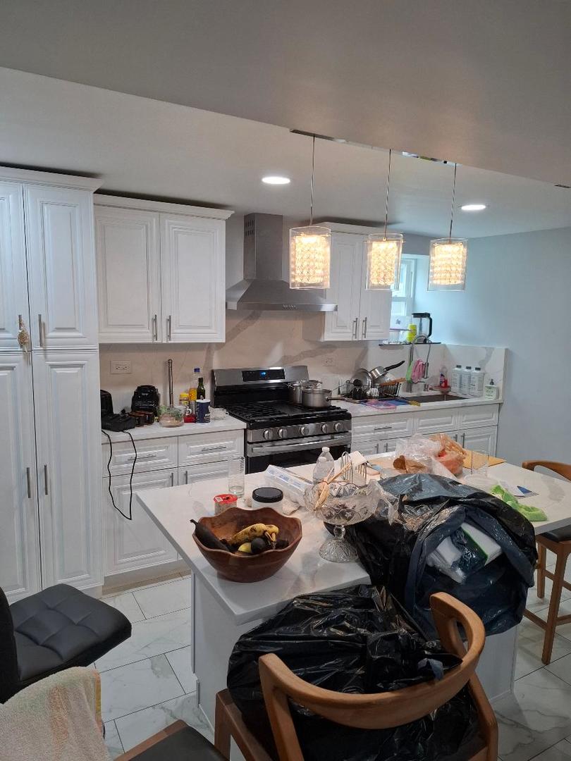 3822 W Maypole Avenue Property Photo 2