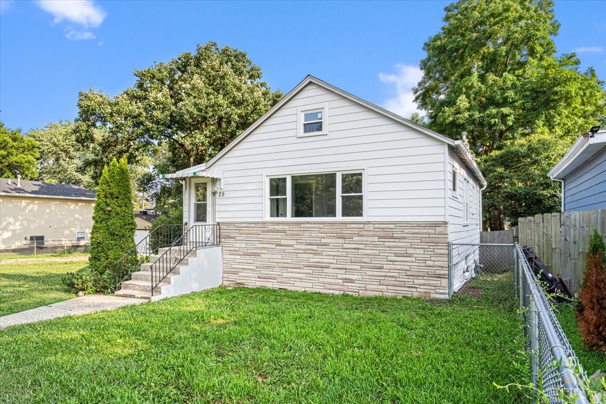 29 Glenwood Drive Property Photo 6