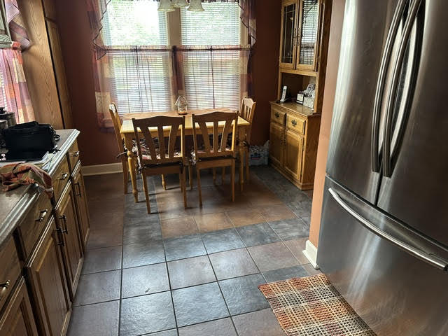 17611 Maple Street Property Photo 4