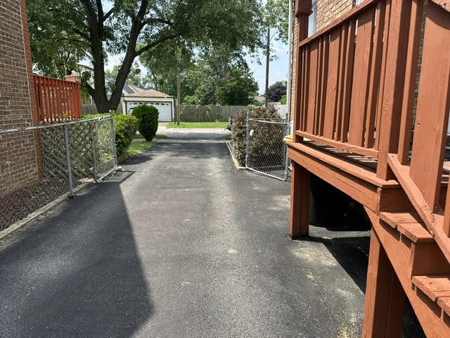 17611 Maple Street Property Photo 7