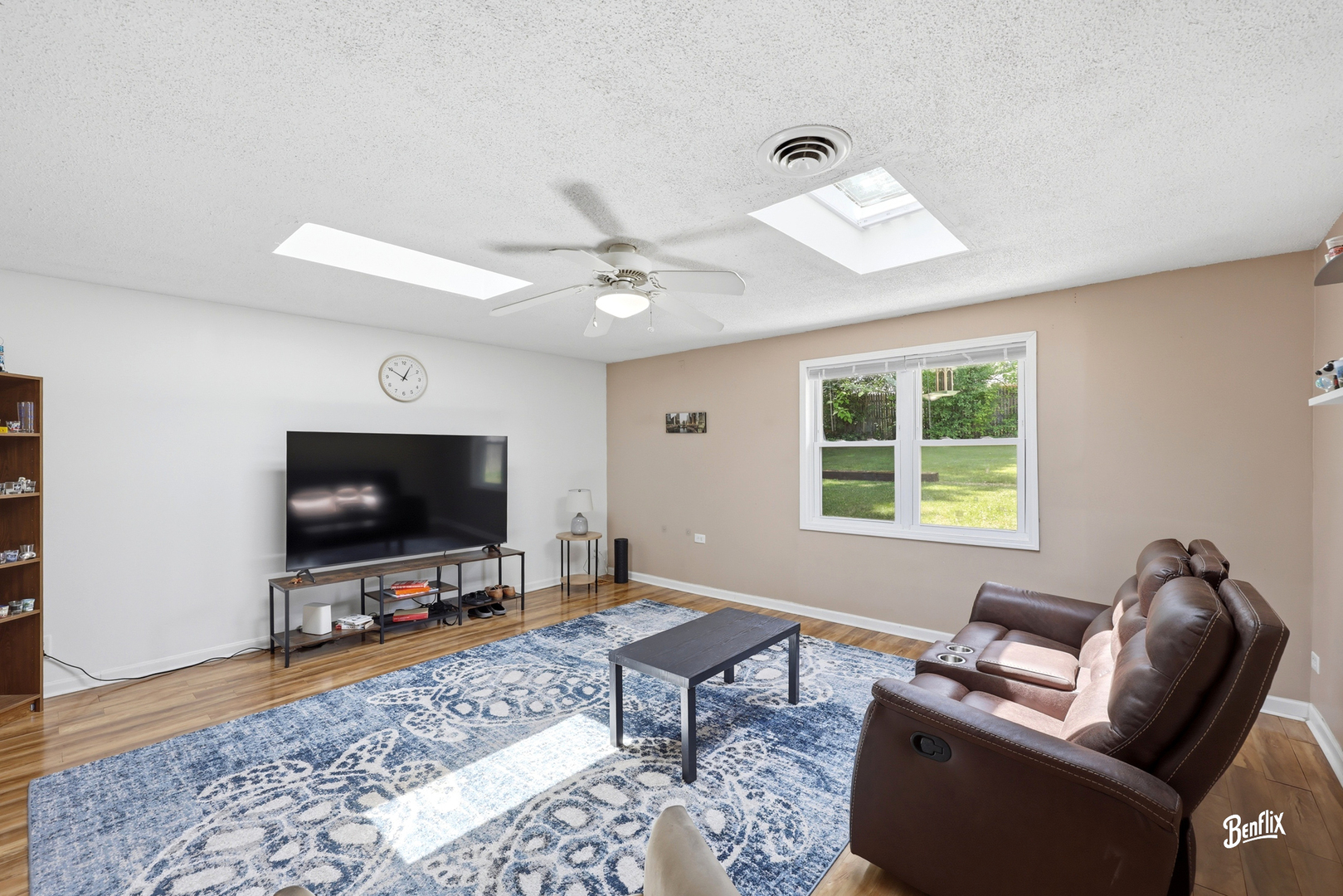 32988 N Meadow Road Property Photo 5