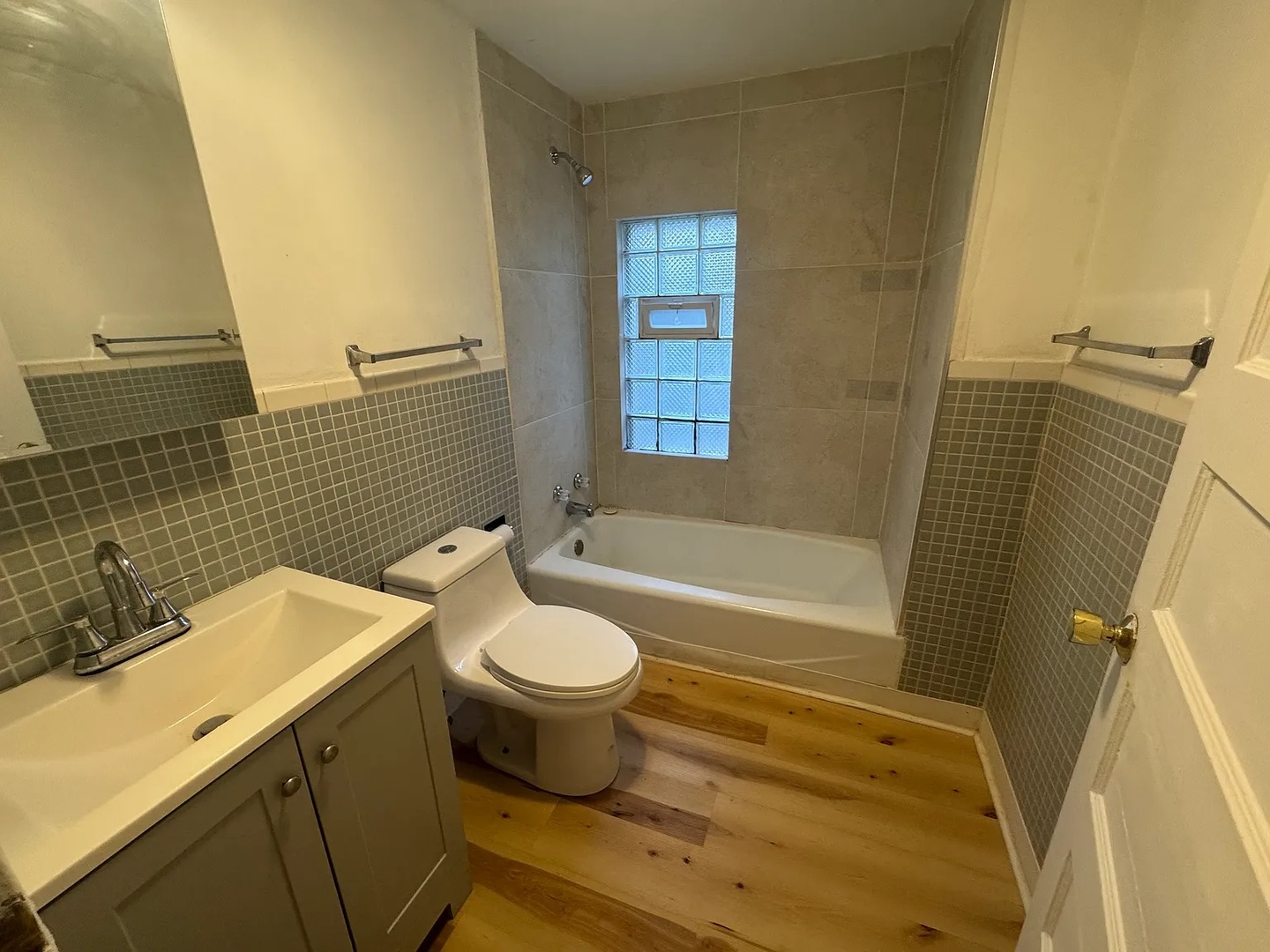 2030 Dodge Avenue 2 Property Photo 8