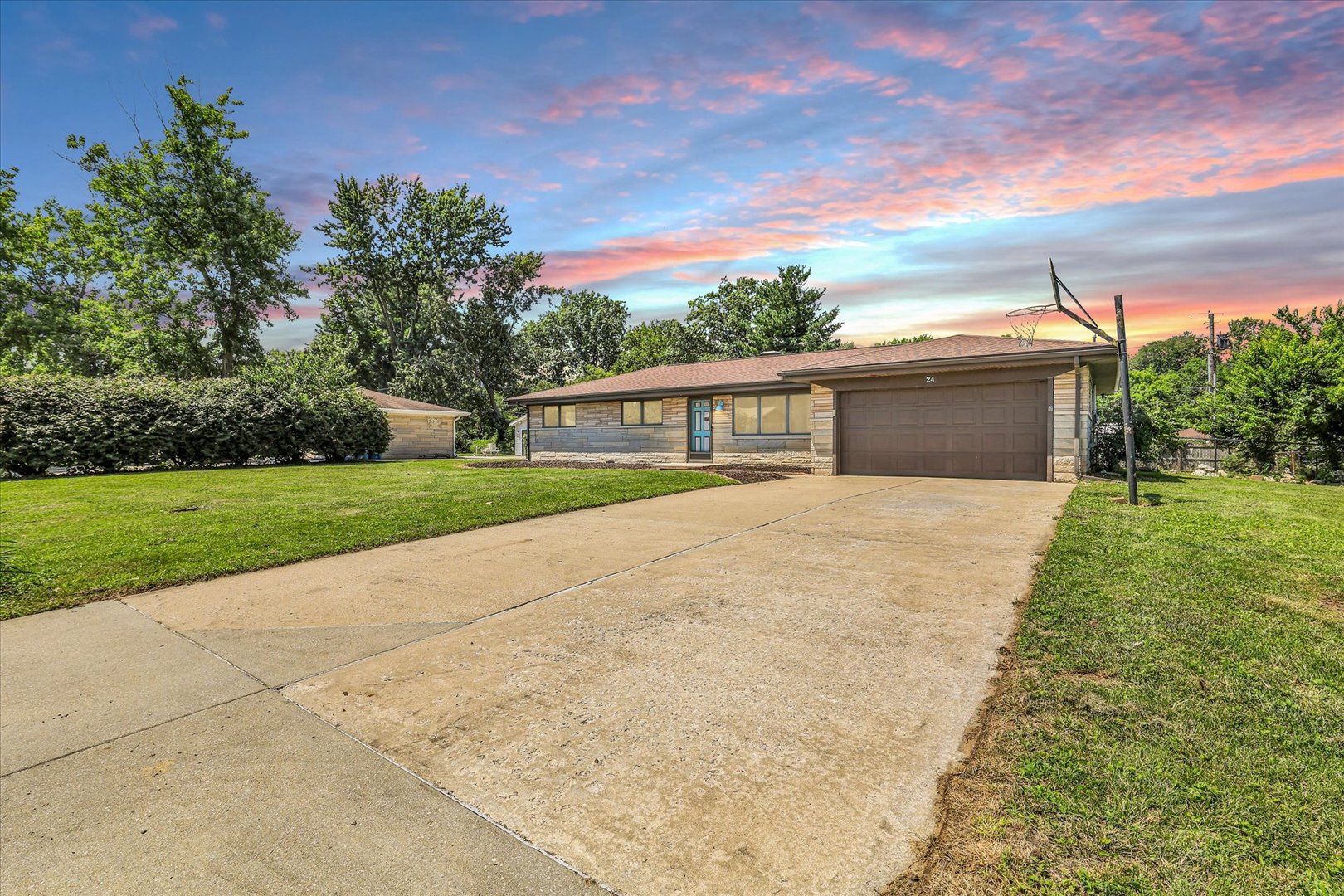 24 Lake Knolls Drive Property Photo 5