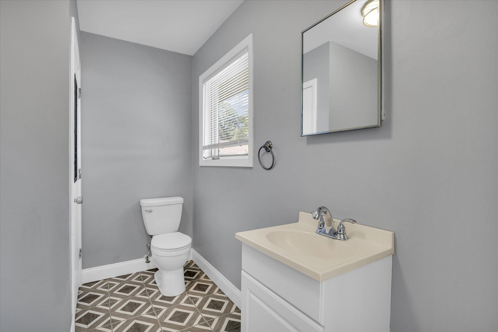 24 Lake Knolls Drive Property Photo 21