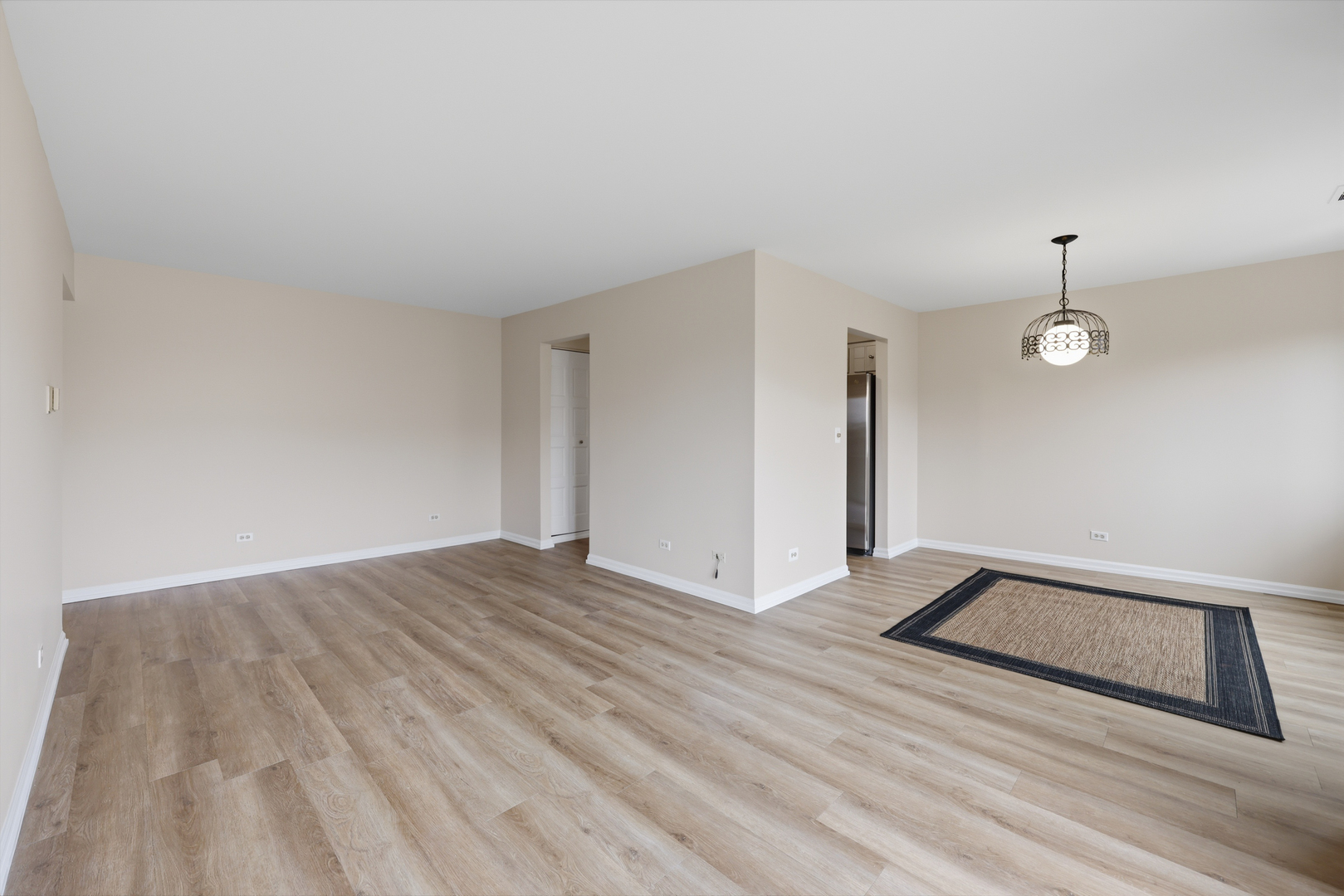 9332 Landings Lane 506 Property Photo 6