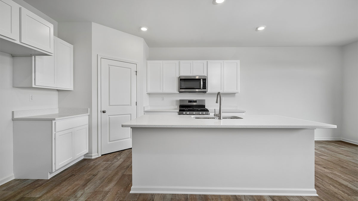894 Cascade Court Property Photo 4