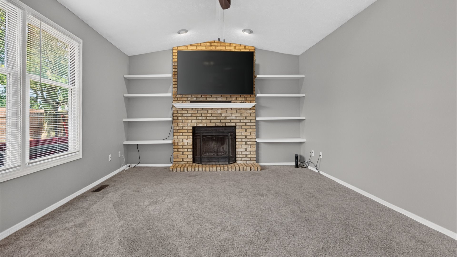 1014 Chicory Lane Property Photo 12