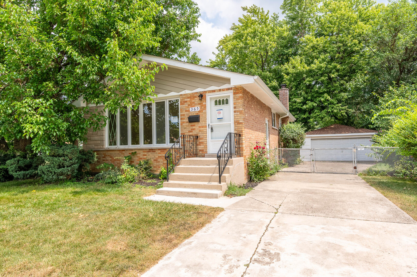 365 Serena Drive Property Photo 1