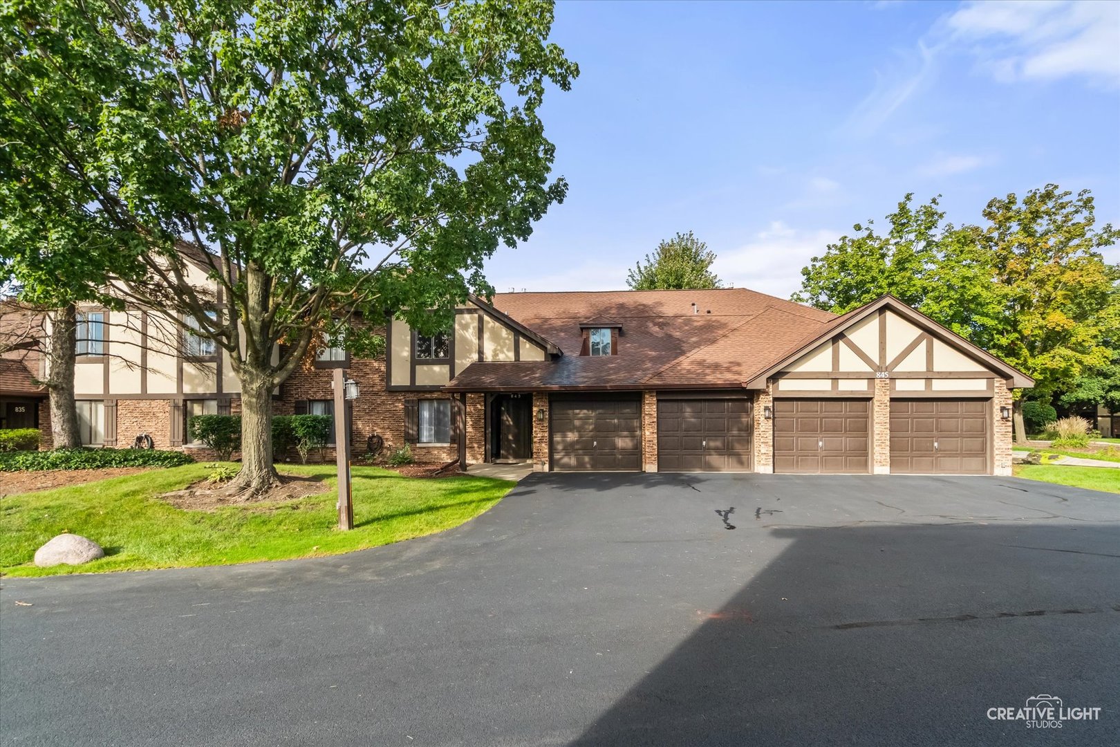 845 Sheldon Court D Property Photo 1