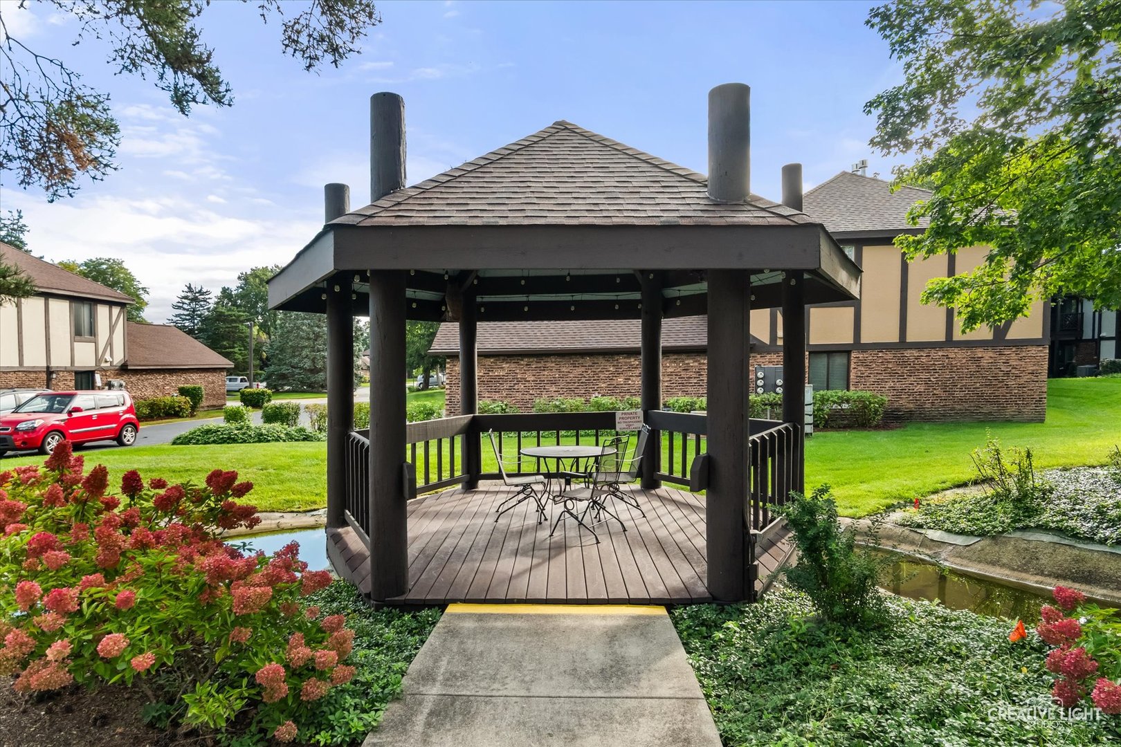 845 Sheldon Court D Property Photo 17