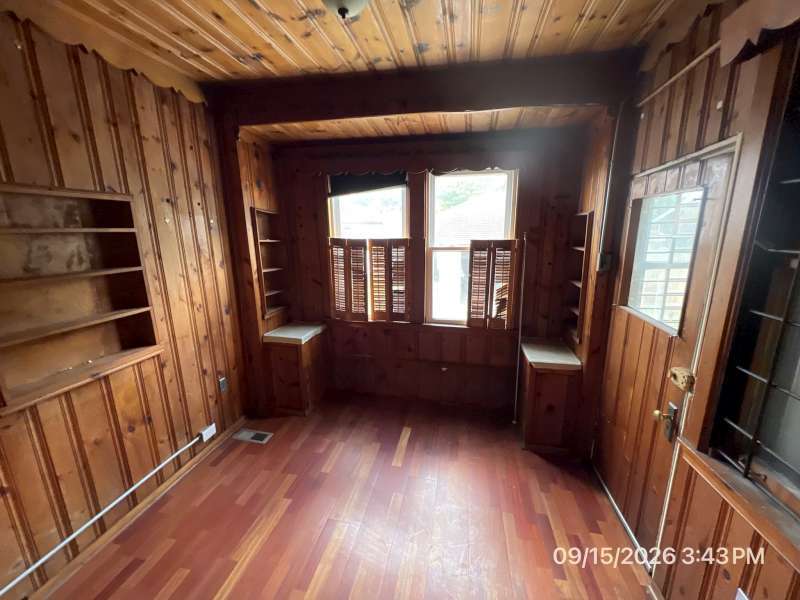12713042 Property Photo 15
