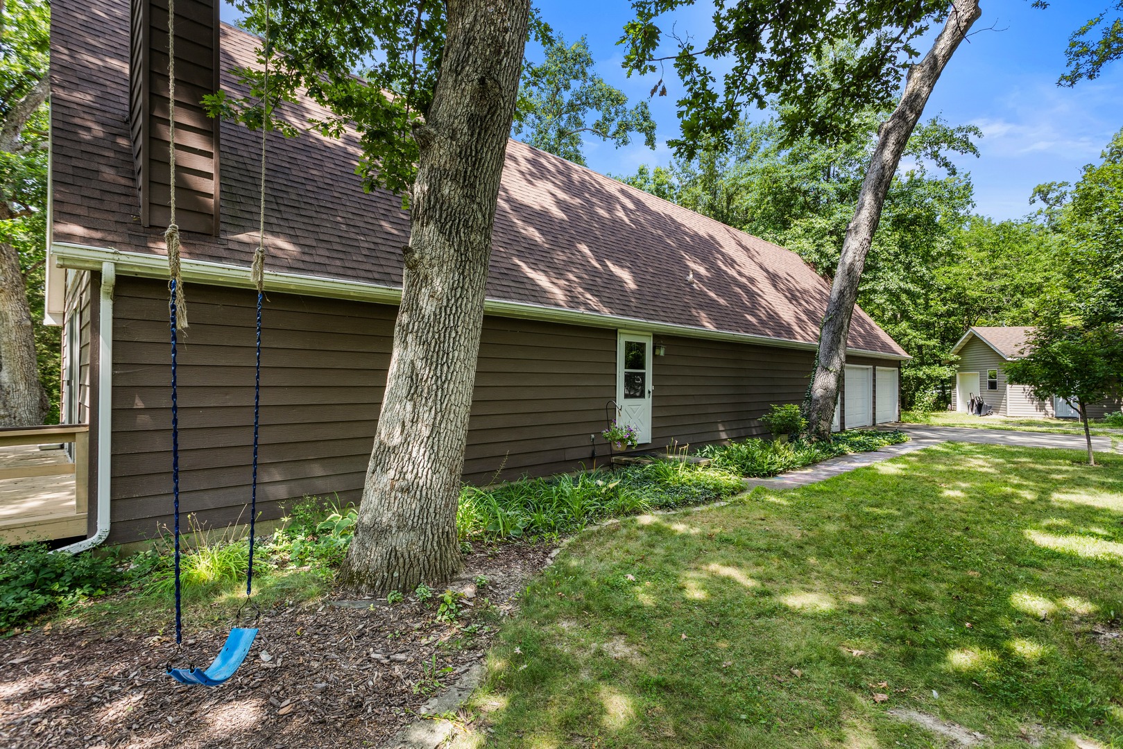 667 County Road 3350 Property Photo 4