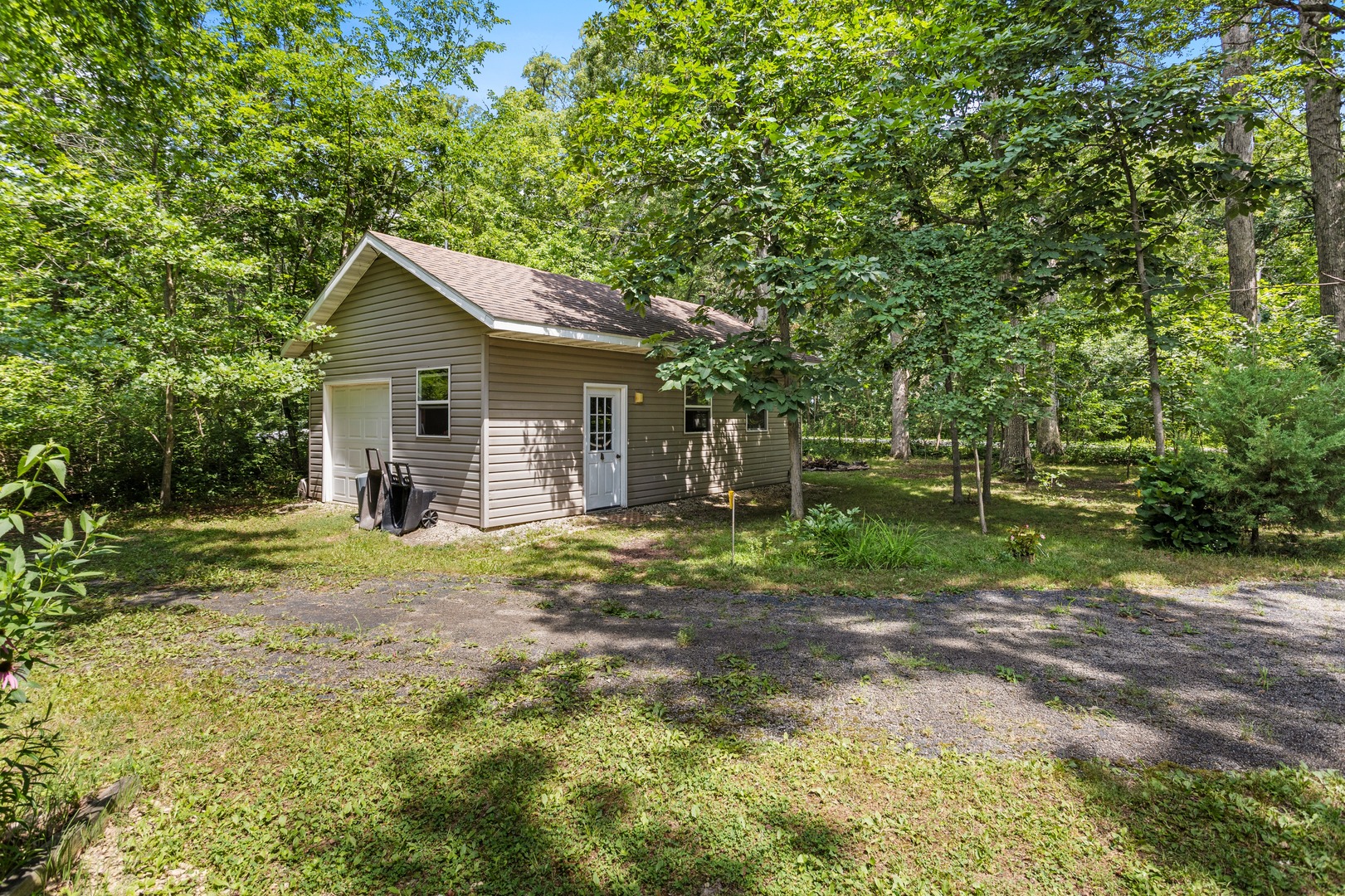 667 County Road 3350 Property Photo 32