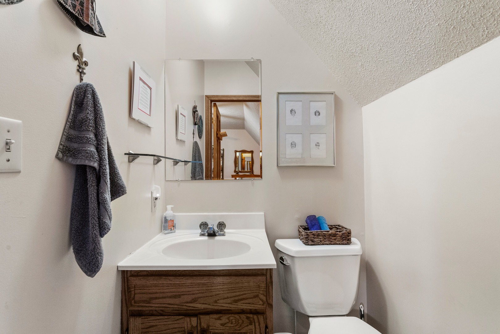 667 County Road 3350 Property Photo 49
