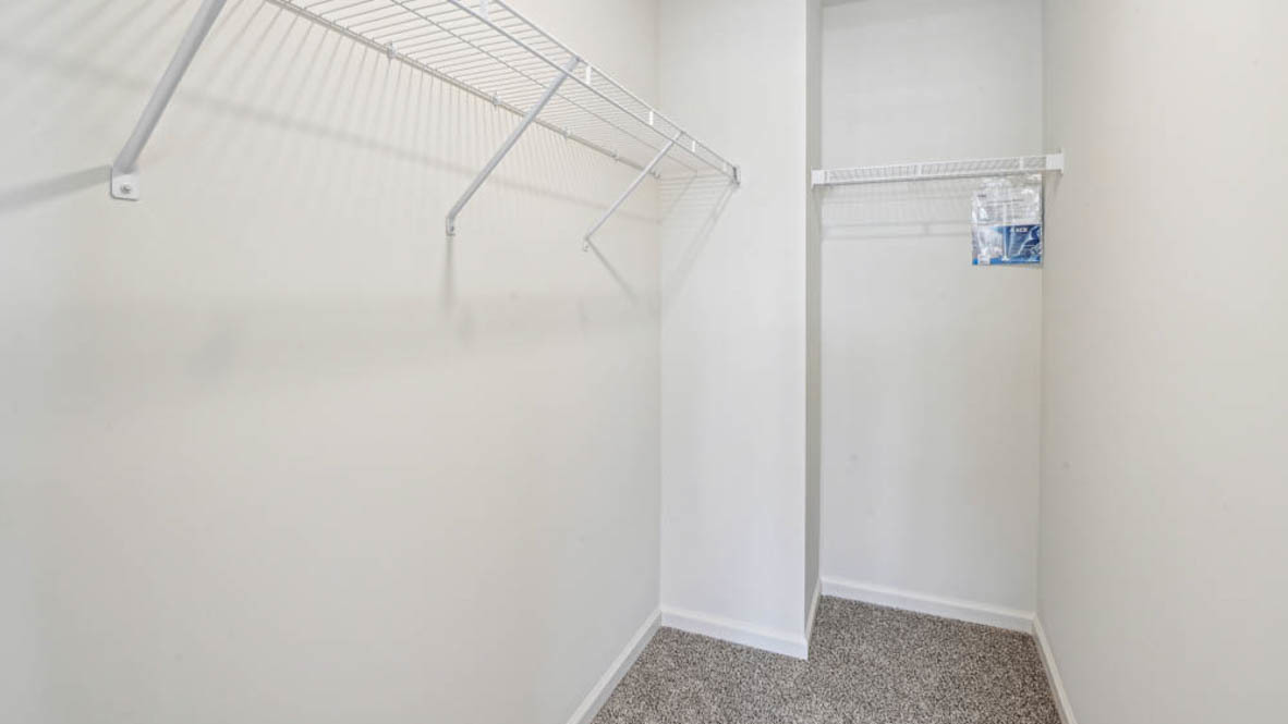 1358 Foxglove Drive Property Photo 18
